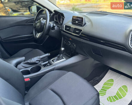 Синій Мазда 3, об'ємом двигуна 2 л та пробігом 136 тис. км за 8800 $, фото 10 на Automoto.ua