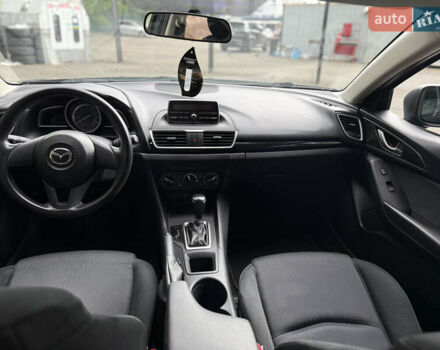 Синий Мазда 3, объемом двигателя 2 л и пробегом 199 тыс. км за 8500 $, фото 5 на Automoto.ua
