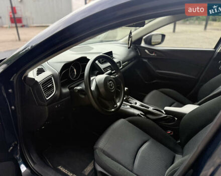 Синий Мазда 3, объемом двигателя 2 л и пробегом 199 тыс. км за 8500 $, фото 6 на Automoto.ua