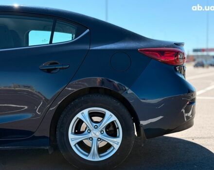 Синій Мазда 3, об'ємом двигуна 1.6 л та пробігом 141 тис. км за 9990 $, фото 5 на Automoto.ua