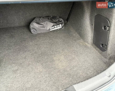 Синий Мазда 3, объемом двигателя 2 л и пробегом 140 тыс. км за 9999 $, фото 24 на Automoto.ua