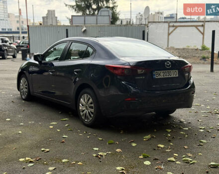 Синий Мазда 3, объемом двигателя 2 л и пробегом 199 тыс. км за 8500 $, фото 3 на Automoto.ua