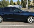 Синий Мазда 3, объемом двигателя 2 л и пробегом 160 тыс. км за 10000 $, фото 3 на Automoto.ua
