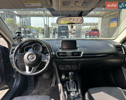 Синий Мазда 3, объемом двигателя 2 л и пробегом 97 тыс. км за 11000 $, фото 7 на Automoto.ua