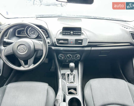 Синий Мазда 3, объемом двигателя 2 л и пробегом 150 тыс. км за 8750 $, фото 9 на Automoto.ua