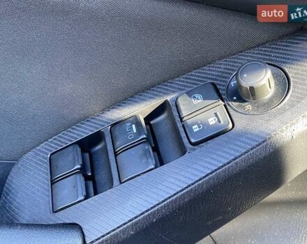 Синій Мазда 3, об'ємом двигуна 2 л та пробігом 157 тис. км за 9990 $, фото 8 на Automoto.ua