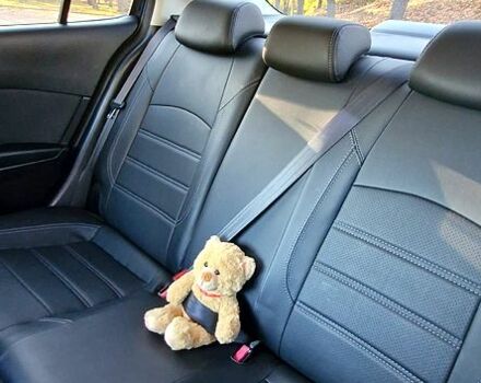 Синий Мазда 3, объемом двигателя 2 л и пробегом 160 тыс. км за 12500 $, фото 4 на Automoto.ua