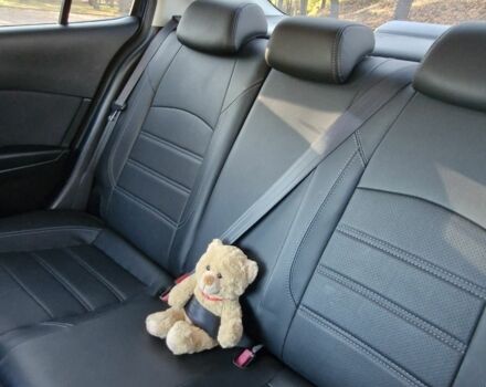 Синий Мазда 3, объемом двигателя 2 л и пробегом 160 тыс. км за 12500 $, фото 4 на Automoto.ua