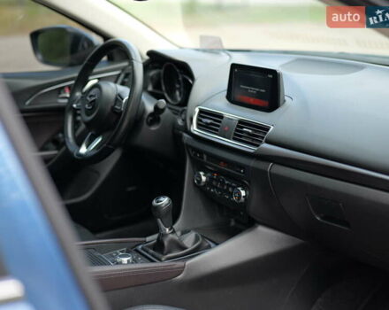 Синій Мазда 3, об'ємом двигуна 2.49 л та пробігом 184 тис. км за 11700 $, фото 18 на Automoto.ua