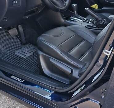 Синий Мазда 3, объемом двигателя 2 л и пробегом 165 тыс. км за 12500 $, фото 19 на Automoto.ua