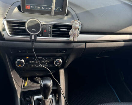 Синий Мазда 3, объемом двигателя 1.5 л и пробегом 187 тыс. км за 12000 $, фото 13 на Automoto.ua