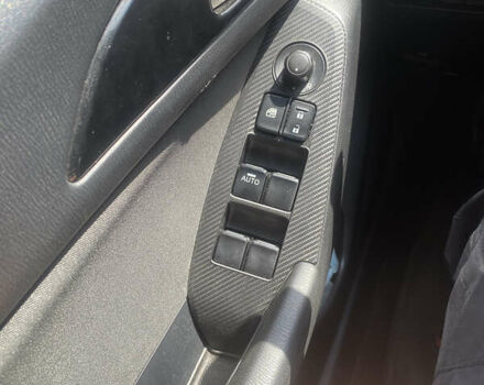 Синій Мазда 3, об'ємом двигуна 1.6 л та пробігом 74 тис. км за 11000 $, фото 9 на Automoto.ua