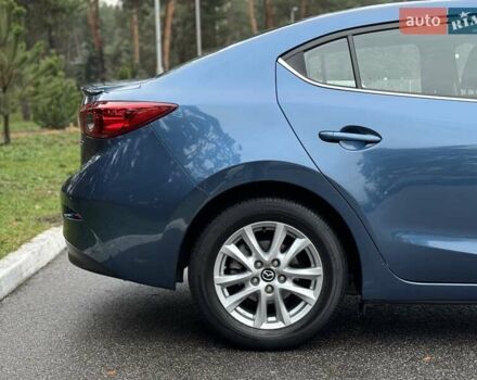 Синий Мазда 3, объемом двигателя 1.5 л и пробегом 60 тыс. км за 15200 $, фото 11 на Automoto.ua
