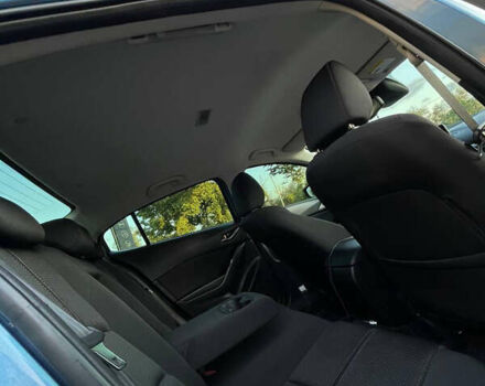 Синий Мазда 3, объемом двигателя 2 л и пробегом 65 тыс. км за 12500 $, фото 5 на Automoto.ua