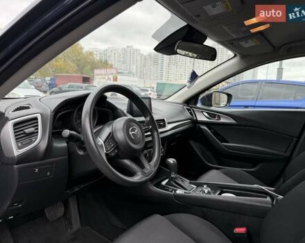 Мазда 3 2018 в Киеве на Automoto.ua Синий Мазда 3, объемом двигателя 2 л и пробегом 71 тыс. км за 13500 $, фото 8 на Automoto.ua