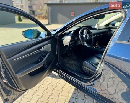 Мазда 3 2019 в Сокале на Automoto.ua Синий Мазда 3, объемом двигателя 2.49 л и пробегом 81 тыс. км за 17200 $, фото 19 на Automoto.ua