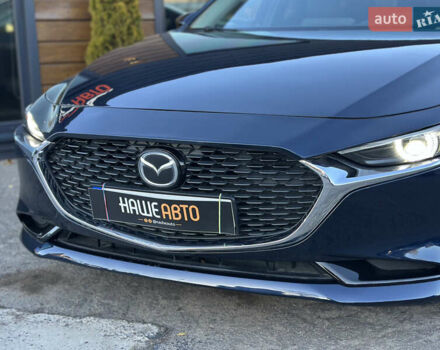 Мазда 3 2019 в Львове на Automoto.ua Синий Мазда 3, объемом двигателя 2.49 л и пробегом 81 тыс. км за 17500 $, фото 5 на Automoto.ua