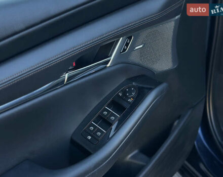 Мазда 3 2019 в Львове на Automoto.ua Синий Мазда 3, объемом двигателя 2.49 л и пробегом 81 тыс. км за 17500 $, фото 23 на Automoto.ua