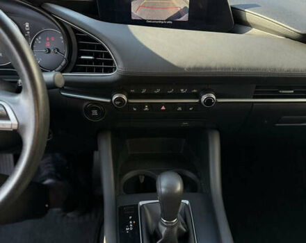 Синий Мазда 3, объемом двигателя 2 л и пробегом 85 тыс. км за 13900 $, фото 12 на Automoto.ua