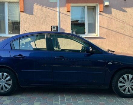 Синий Мазда 3, объемом двигателя 1.6 л и пробегом 230 тыс. км за 4000 $, фото 1 на Automoto.ua