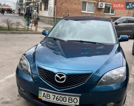Синий Мазда 3, объемом двигателя 1.6 л и пробегом 150 тыс. км за 4500 $, фото 1 на Automoto.ua