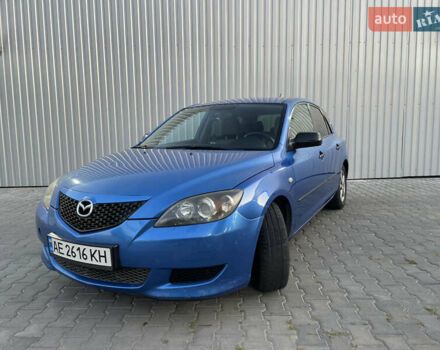 Синий Мазда 3, объемом двигателя 1.6 л и пробегом 250 тыс. км за 4300 $, фото 1 на Automoto.ua
