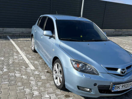 Мазда 3 2006 в Николаеве на Automoto.ua Синий Мазда 3, объемом двигателя 2 л и пробегом 307 тыс. км за 4899 $, фото 1 на Automoto.ua