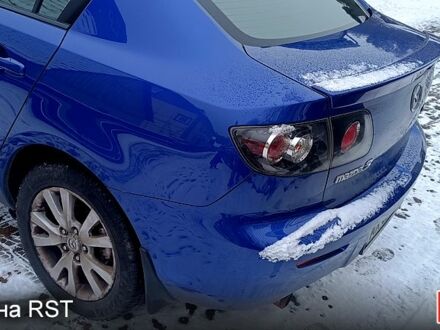 Синий Мазда 3, объемом двигателя 1.6 л и пробегом 161 тыс. км за 4200 $, фото 1 на Automoto.ua