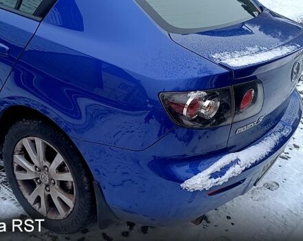 Синий Мазда 3, объемом двигателя 1.6 л и пробегом 161 тыс. км за 4200 $, фото 1 на Automoto.ua