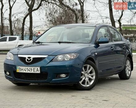 Синий Мазда 3, объемом двигателя 1.6 л и пробегом 150 тыс. км за 7200 $, фото 1 на Automoto.ua