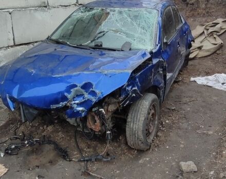 Синий Мазда 3, объемом двигателя 0 л и пробегом 192 тыс. км за 1300 $, фото 1 на Automoto.ua