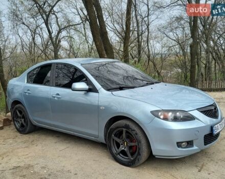 Синий Мазда 3, объемом двигателя 1.6 л и пробегом 370 тыс. км за 3900 $, фото 1 на Automoto.ua