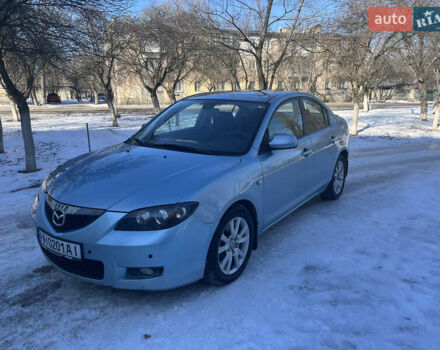 Синий Мазда 3, объемом двигателя 1.6 л и пробегом 249 тыс. км за 5000 $, фото 1 на Automoto.ua
