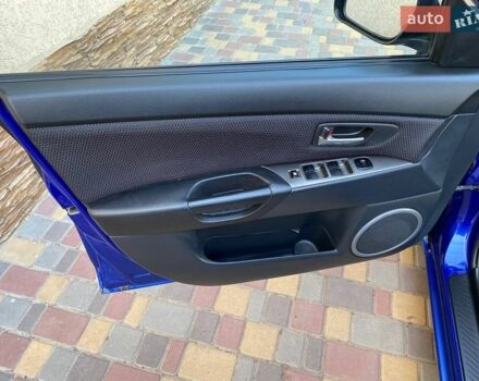 Синий Мазда 3, объемом двигателя 1.6 л и пробегом 162 тыс. км за 4999 $, фото 1 на Automoto.ua