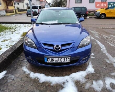 Синий Мазда 3, объемом двигателя 1.6 л и пробегом 145 тыс. км за 6500 $, фото 1 на Automoto.ua
