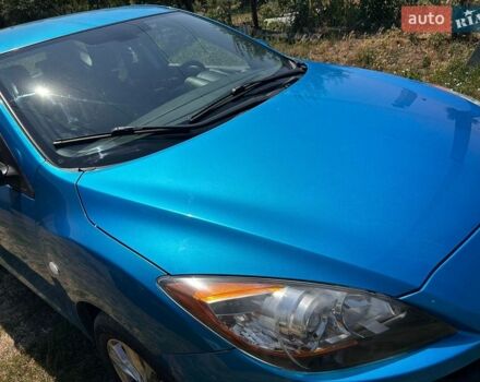 Синій Мазда 3, об'ємом двигуна 1.56 л та пробігом 300 тис. км за 6700 $, фото 1 на Automoto.ua