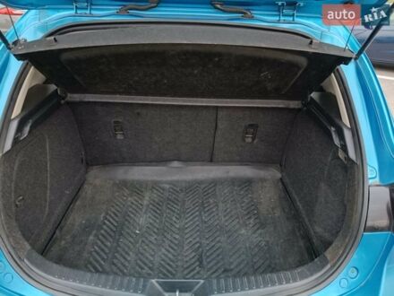 Синий Мазда 3, объемом двигателя 1.6 л и пробегом 235 тыс. км за 6150 $, фото 1 на Automoto.ua