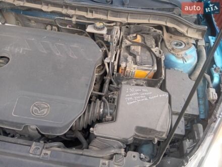Синий Мазда 3, объемом двигателя 1.6 л и пробегом 240 тыс. км за 6800 $, фото 1 на Automoto.ua