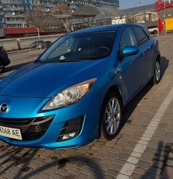 Синий Мазда 3, объемом двигателя 1.6 л и пробегом 223 тыс. км за 7800 $, фото 1 на Automoto.ua