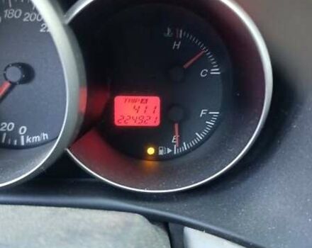 Зеленый Мазда 3, объемом двигателя 1.6 л и пробегом 250 тыс. км за 4100 $, фото 3 на Automoto.ua