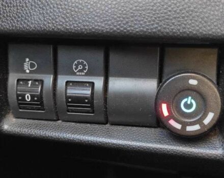 Зеленый Мазда 3, объемом двигателя 1.6 л и пробегом 270 тыс. км за 3500 $, фото 8 на Automoto.ua