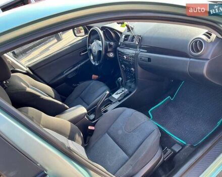 Зеленый Мазда 3, объемом двигателя 1.6 л и пробегом 270 тыс. км за 3500 $, фото 5 на Automoto.ua