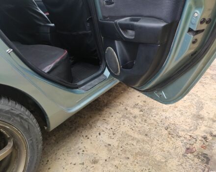 Зеленый Мазда 3, объемом двигателя 1.6 л и пробегом 253 тыс. км за 3550 $, фото 14 на Automoto.ua