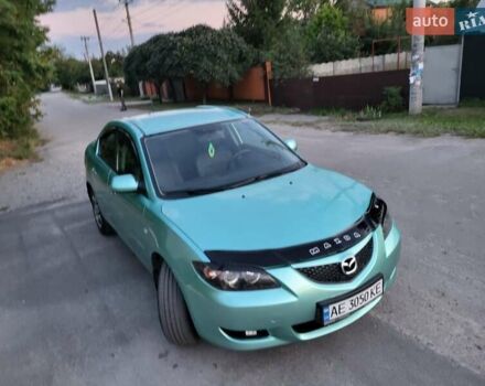 Зеленый Мазда 3, объемом двигателя 1.6 л и пробегом 204 тыс. км за 4500 $, фото 1 на Automoto.ua