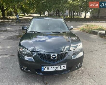 Зеленый Мазда 3, объемом двигателя 2 л и пробегом 176 тыс. км за 5700 $, фото 2 на Automoto.ua