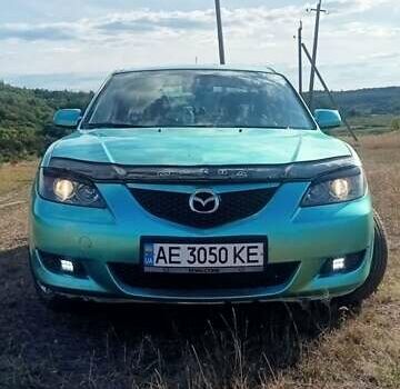 Зеленый Мазда 3, объемом двигателя 1.6 л и пробегом 203 тыс. км за 4800 $, фото 7 на Automoto.ua