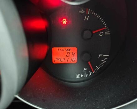 Зелений Мазда 3, об'ємом двигуна 1.6 л та пробігом 292 тис. км за 6000 $, фото 10 на Automoto.ua