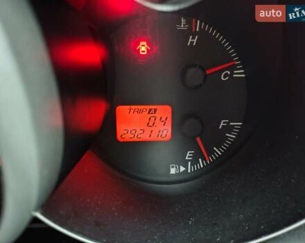 Зелений Мазда 3, об'ємом двигуна 1.6 л та пробігом 292 тис. км за 6000 $, фото 11 на Automoto.ua