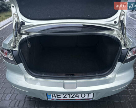 Зеленый Мазда 3, объемом двигателя 1.6 л и пробегом 238 тыс. км за 5200 $, фото 6 на Automoto.ua