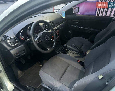 Зеленый Мазда 3, объемом двигателя 1.6 л и пробегом 238 тыс. км за 5200 $, фото 9 на Automoto.ua